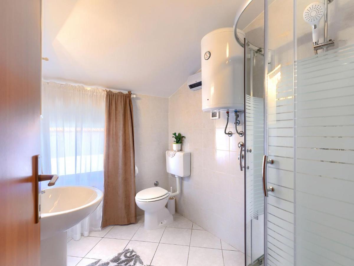 Apartment Bruno-1 By Interhome Umago Esterno foto